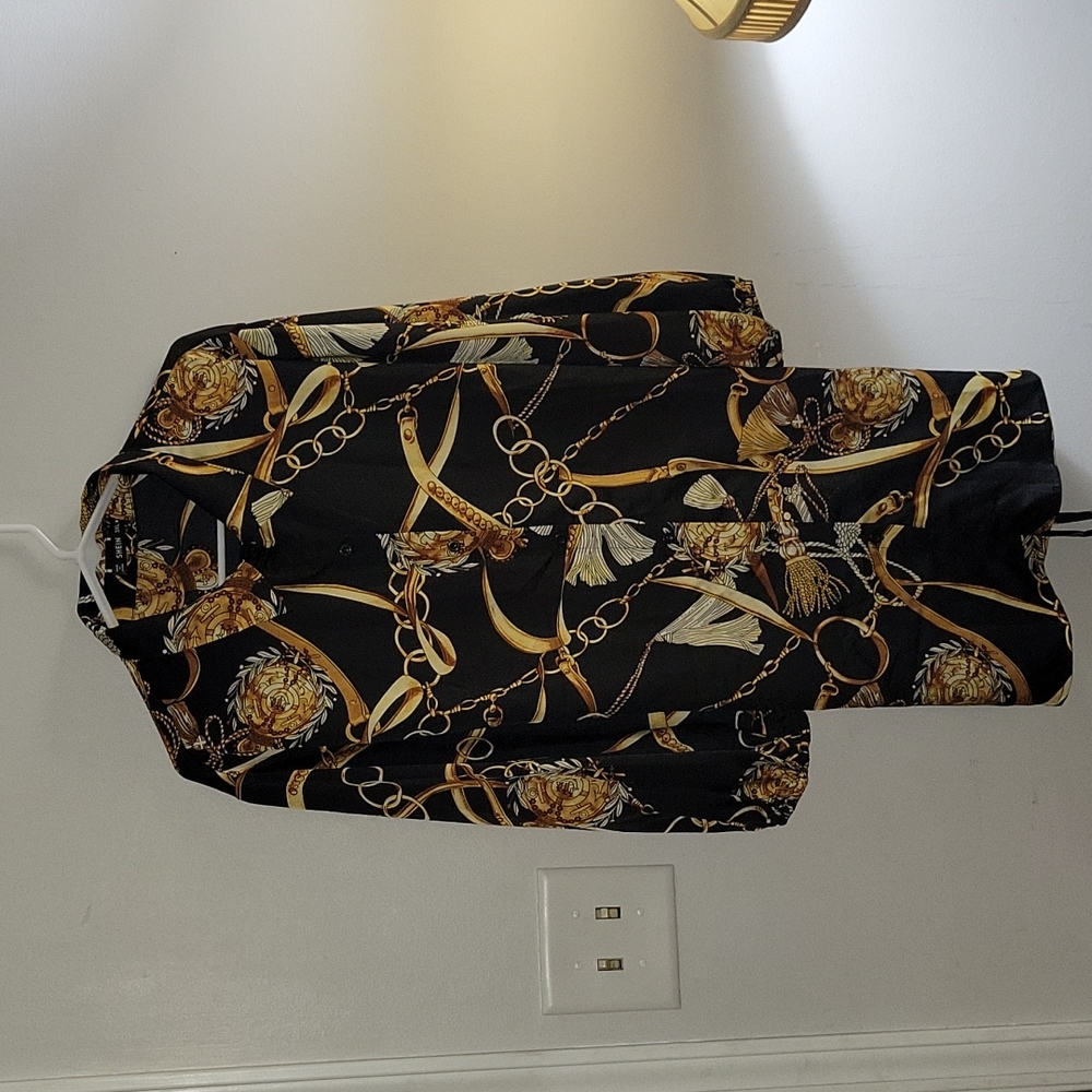 Women's plus-size blouse